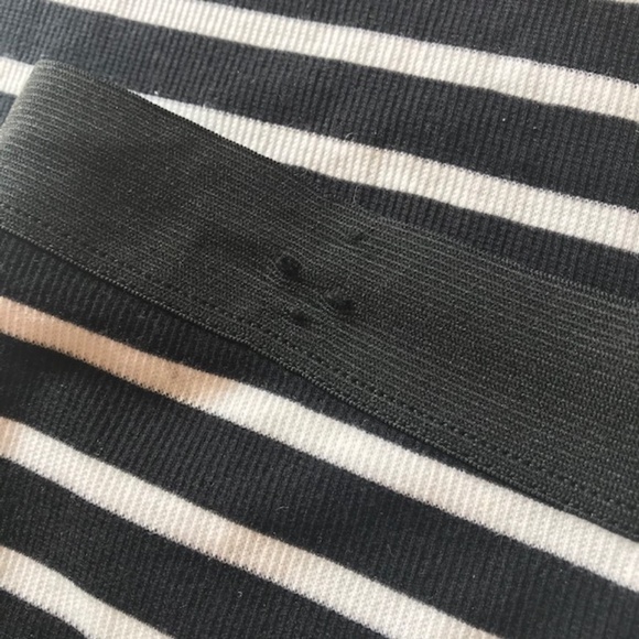 BCBGMaxAzria Karolin Skirt Size Small - Picture 3 of 3